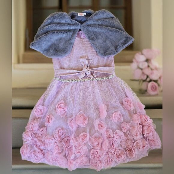 4 DRESSES NWOT BUNDLE LOT GIRLS DRESS SIZE 8 - Picture 2 of 8